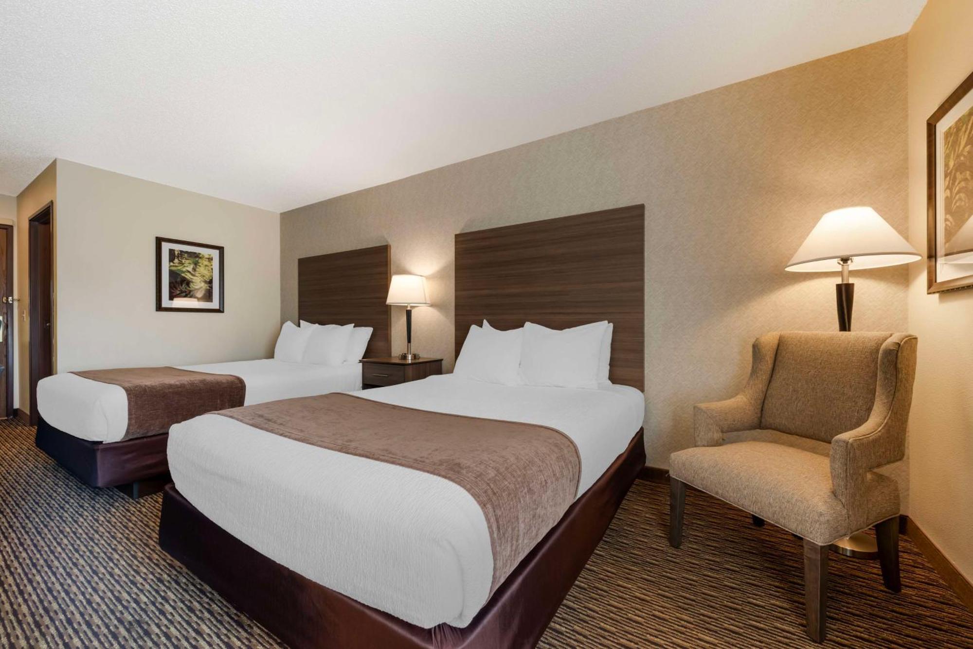 Best Western Spooner Riverplace Bagian luar foto