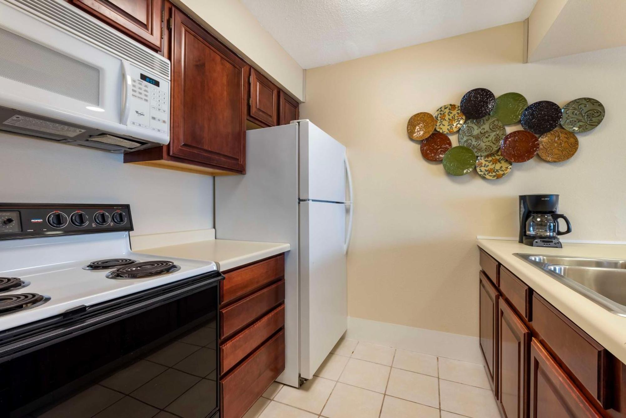 Best Western Spooner Riverplace Bagian luar foto